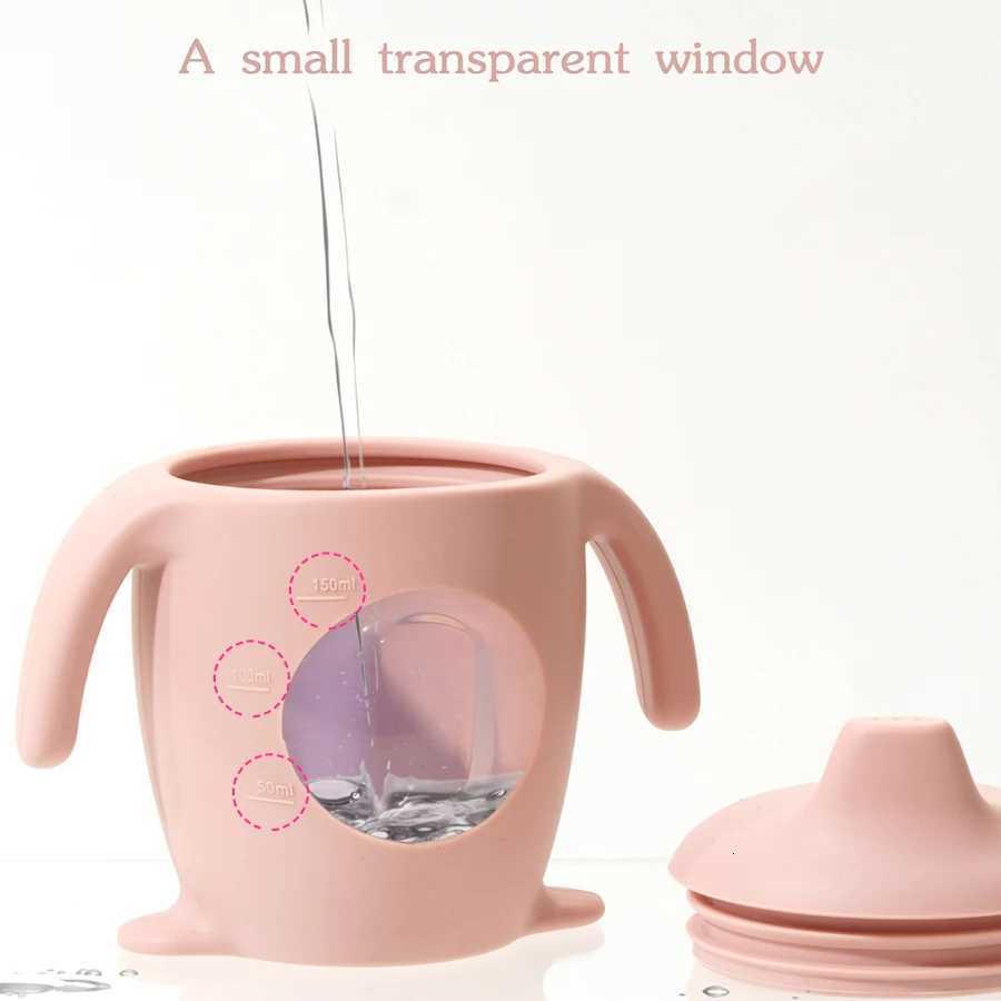 1PC Baby Silicone Sippy Cup Cartoon Penguin Shape Water Bottle Visible Baby Bottles Transparent Cups Portable Baby Tableware X2508061