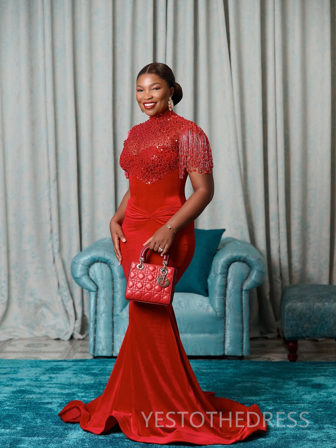 2025 Plus Size Red Velvet Prom Dress Evening Dresses Formal Gowns High Neck Gorgeous Beaded Sequined Lace Tassel Birthday Dress Second Reception Gowns