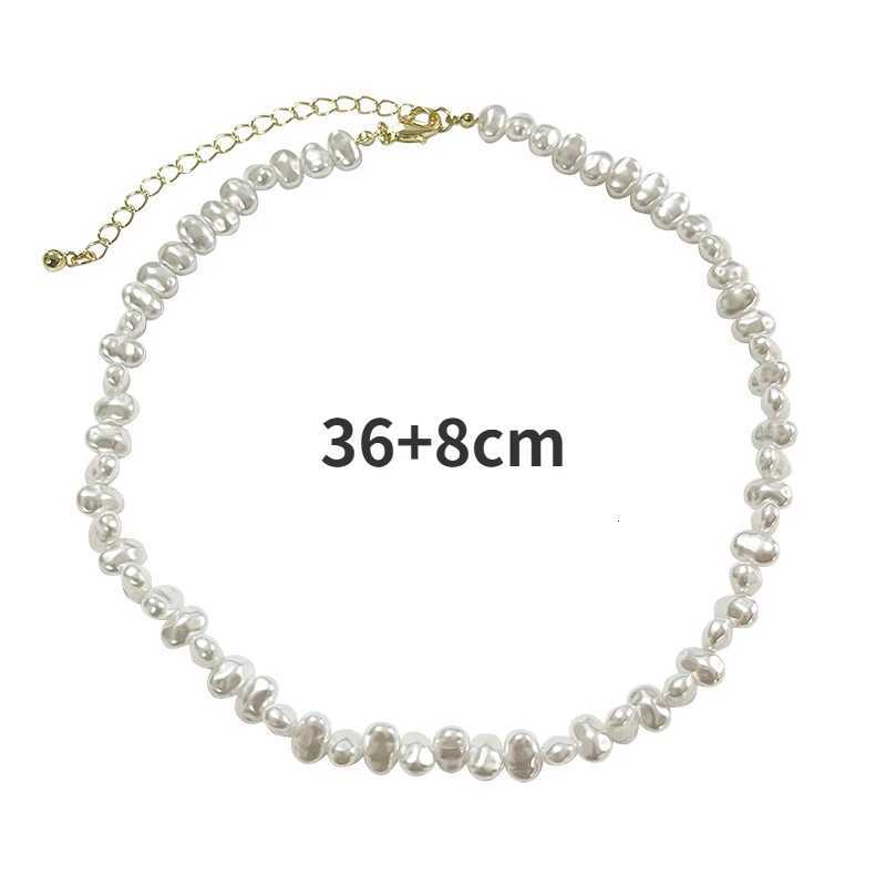 Elegant Baroque Pearls Short Chain Necklace Vintage White Imitation Pearls Beads Choker Necklace for Women Wedding Jewelry Gift Y250805
