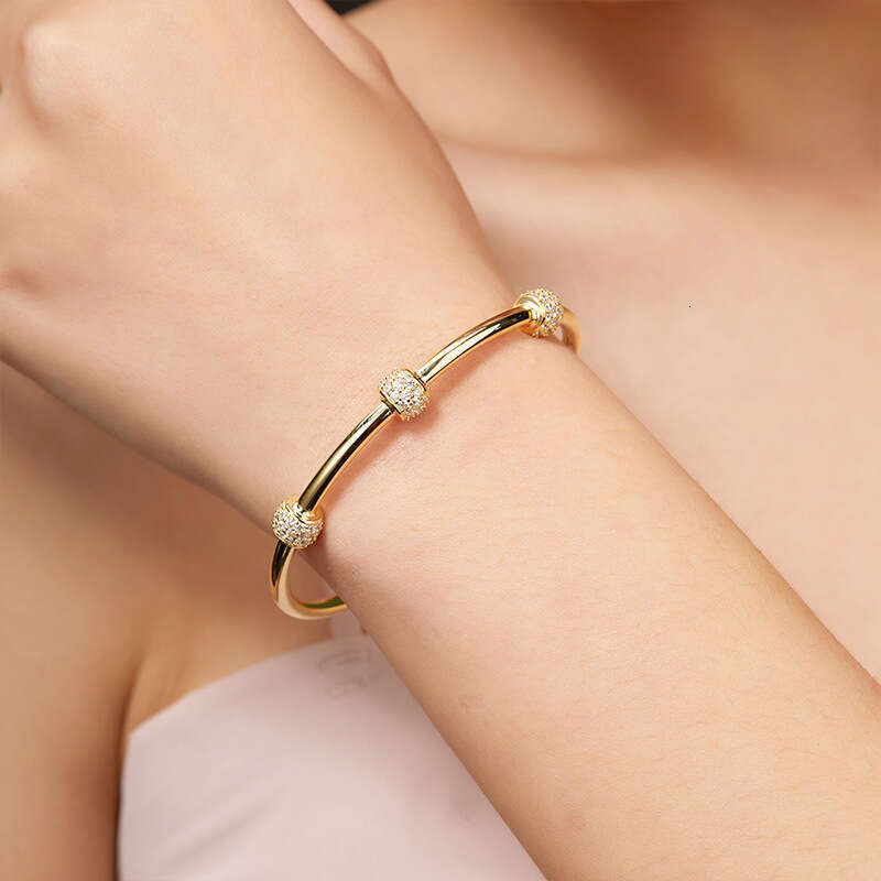 Trendy Iced Out VVS Round Ball Inlaid Dia Open Bracelet C-Type Personality Fashion Boutique Hand Jewelry ab