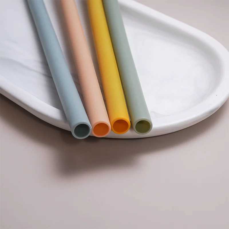 Reusable Solid Color Silicone Straws Food Grade Foldable Flexible Bent Straight Drinking Straws Kids Party Supplies Bar Tools X250806