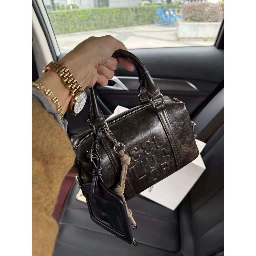 Designer Bag Tote bag Shoulder Bag Niche Versatile Melad Card Holder Crossbody Boston Pillow Winter New Women S