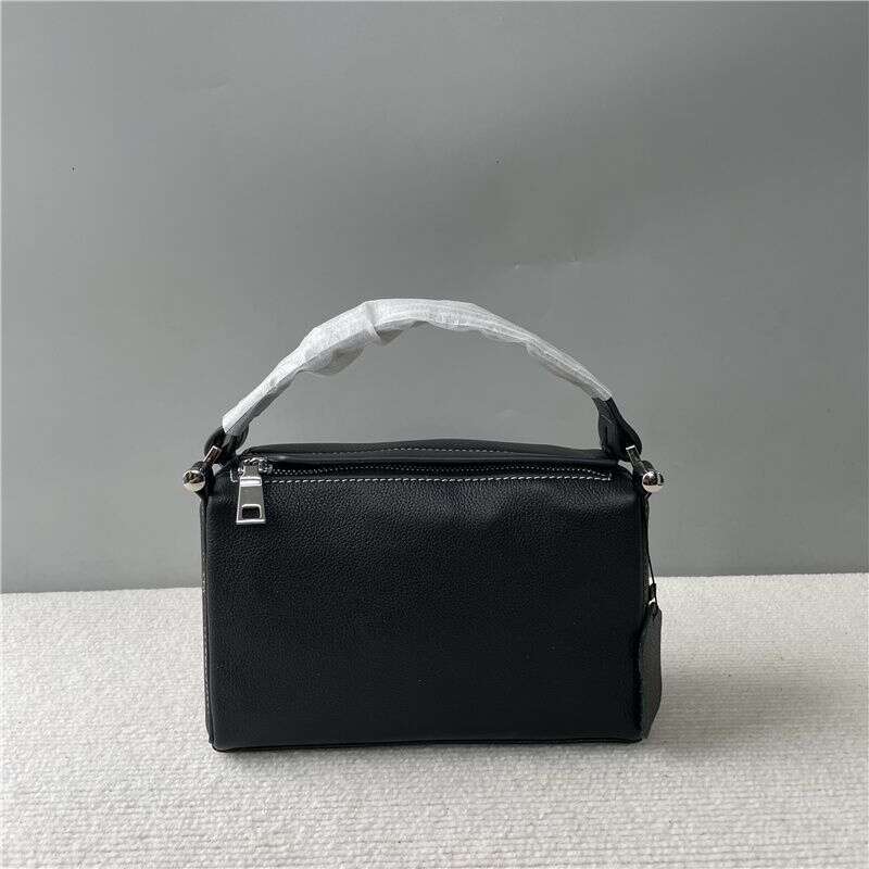 Designer Bag Tote Shoulder Bag Top Layer Cowhide Boston New Model Handheld Crossbody Women S Fashion Versatile Niche Commuting