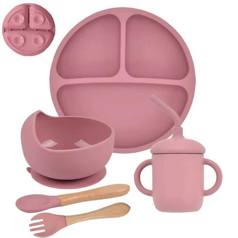 5Pcs/Set Baby Soft Silicone Tableware Kid Feeding Dish Sucker Plate Bowl Spoon Fork Set Children Dishes Non-slip Dinnerware Set X250806