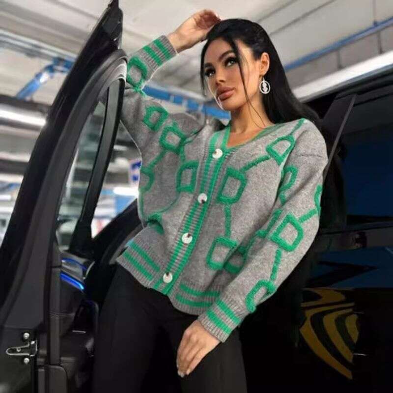 Women's Clothing Casual Color Contrast Letter Breasted Long Sleeved Knitted Sweater Cardigan Jacket