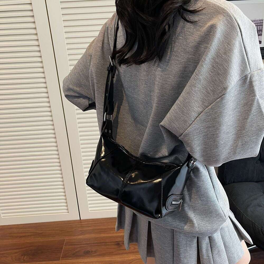 Designer Bag Tote bag Shoulder bag New Niche High End Oil Wax Leather Fashionable Stylish Dumpling Crossbody Underarm Women