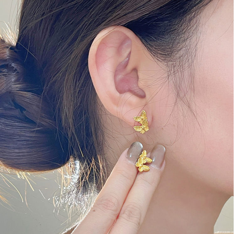 Free Delivery Designer Luxury Jewelry Exquisite 3D Butterfly Women's Earrings Elegant, Simple And Fashionable New Accessories