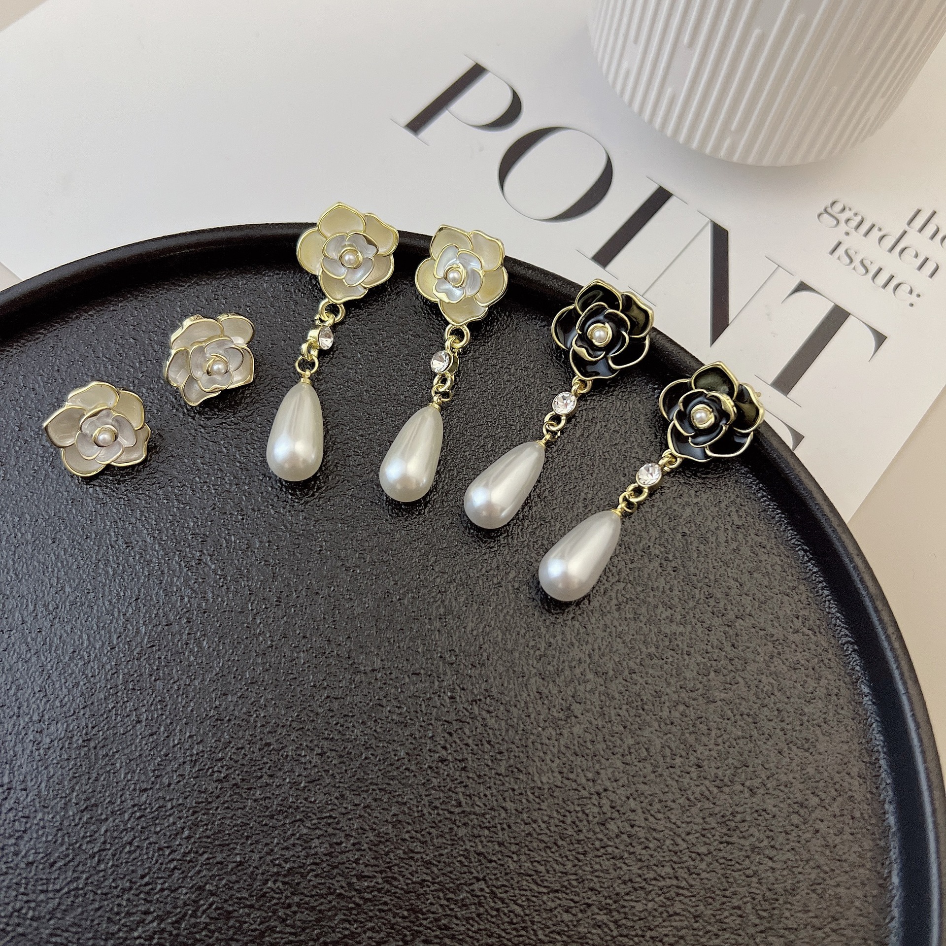 Free Shipping Designer Luxury Jewelry French Style Gentle Fairy Oil Drop Camellia Water Drop Pearl Earrings Elegant Socialite Style Trendy Ear Accesso