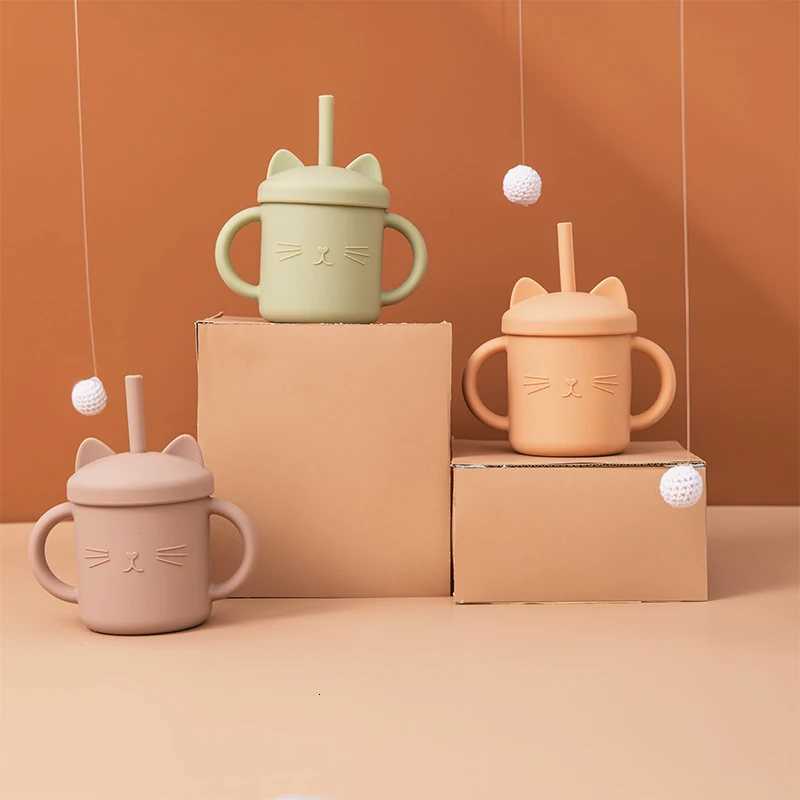 Baby BPA Free Silicone Feeding Cups Kids Double Handle Design Cute Cat Styling Straw Bottle Anti-Hot Leakproof Baby Feeding Cups X250806