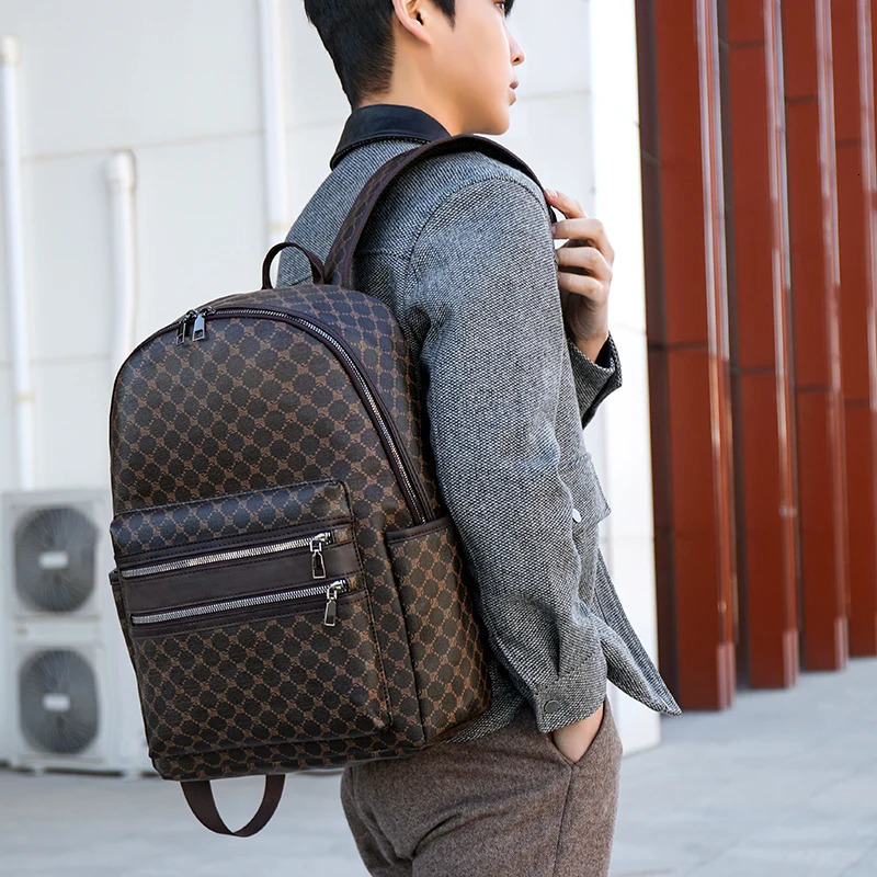 Fashion Business Men Large Capacity Backpack Multifunctional Laptop Bag School Bag High Quality Leather Retro Travel Bag Mochila 250806