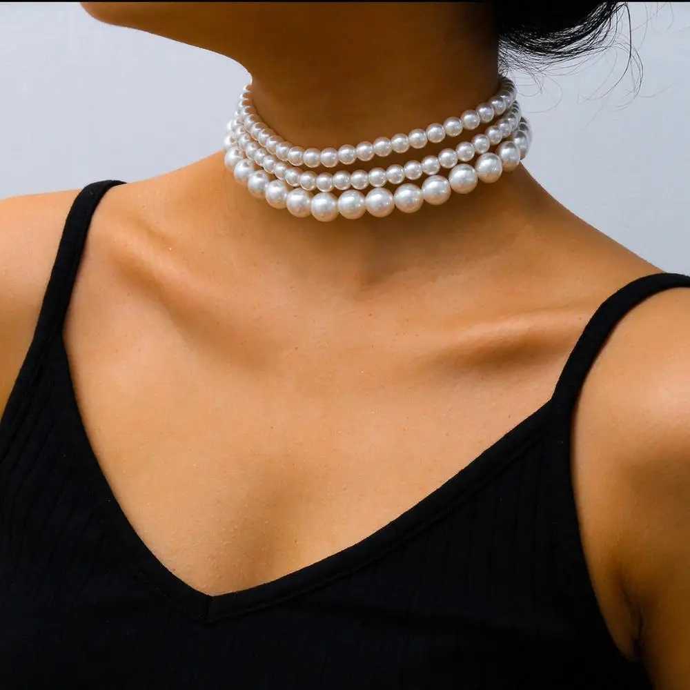 Multi-Layer White Imitation Pearl Necklace Bead Chain Punk Ladies Wedding Short Clavicle Necklace Girl Charm Banquet Jewelry Y250805