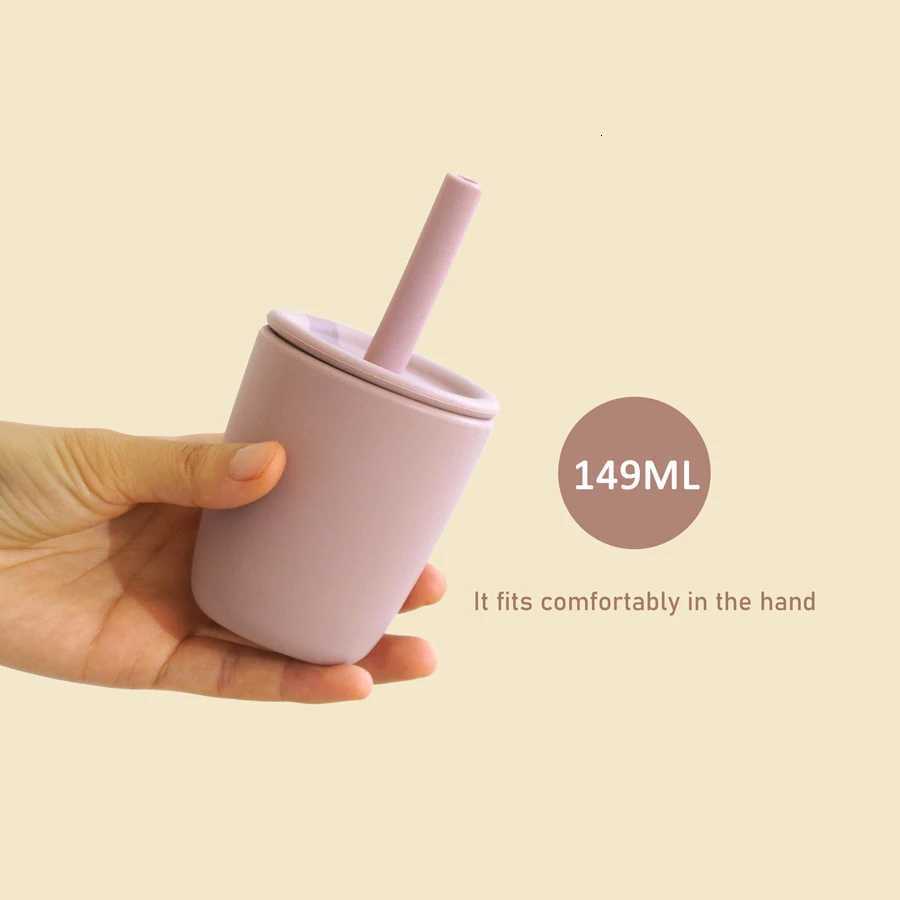 Baby Feeding Drinkware Straw Water Cup Baby Learning Feeding Bottles Leakproof Silicone Tableware Baby Accessories X250806