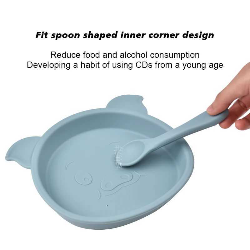 1PC New Cartoon Pig Food Grade Children Dinnerware BPA Free Silicone Baby Suction Plate Bowl Kid Toddler Tableware X250806