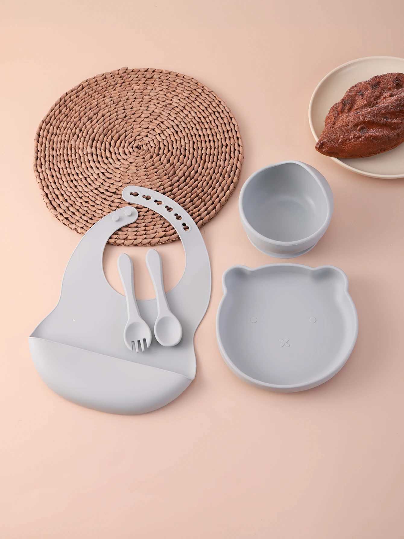 5PCS Bear Silicone Baby Feeding Set Suction Plate Spoon Fork Bib BPA Free Toddler Weaning Essentials Childrens Tableware X250806