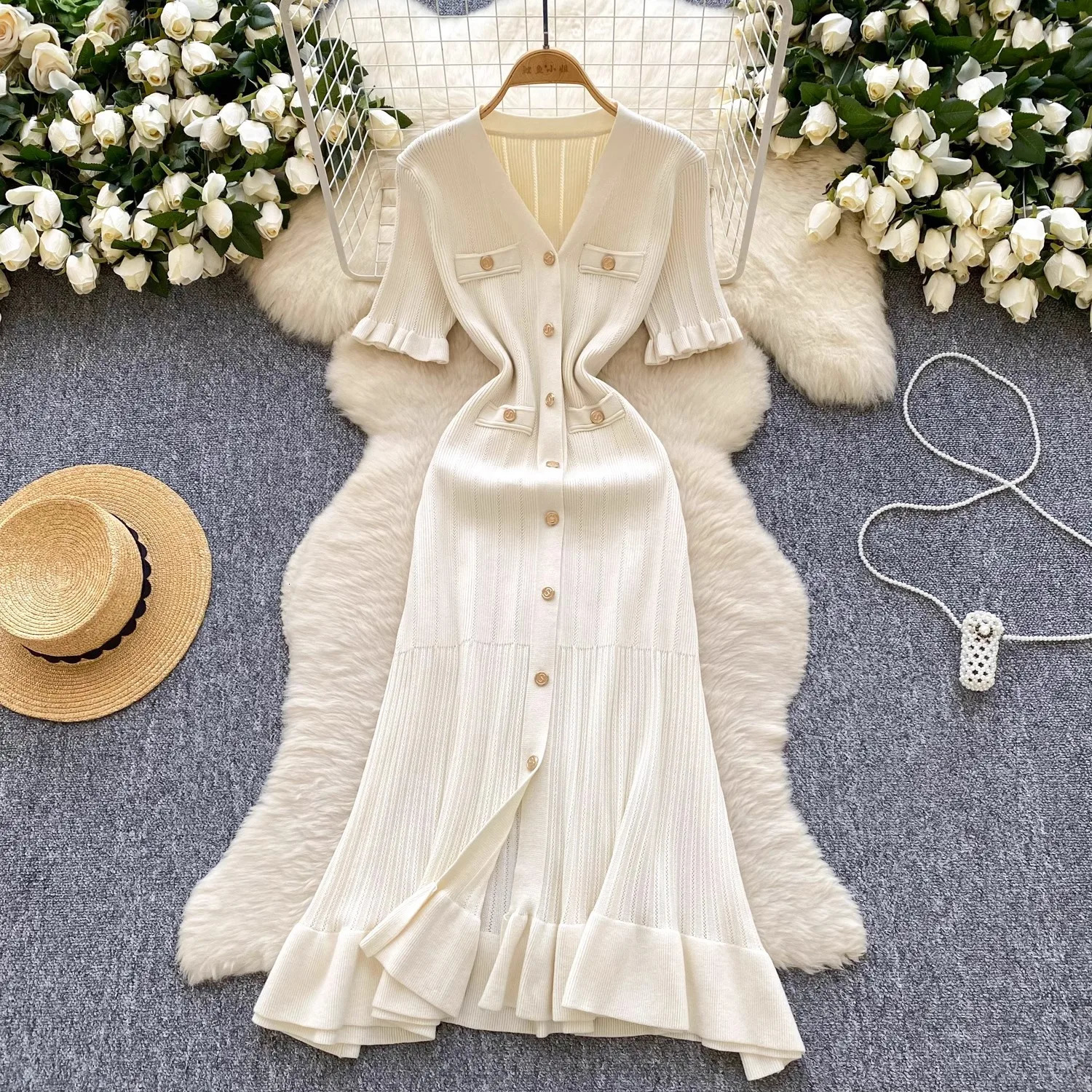 YuooMuoo Fashion Vintage Knitted Long Dress Spring Summer Women Elegant V-neck Ruffled Bodycon Sweater Dress Party Vestido 250804