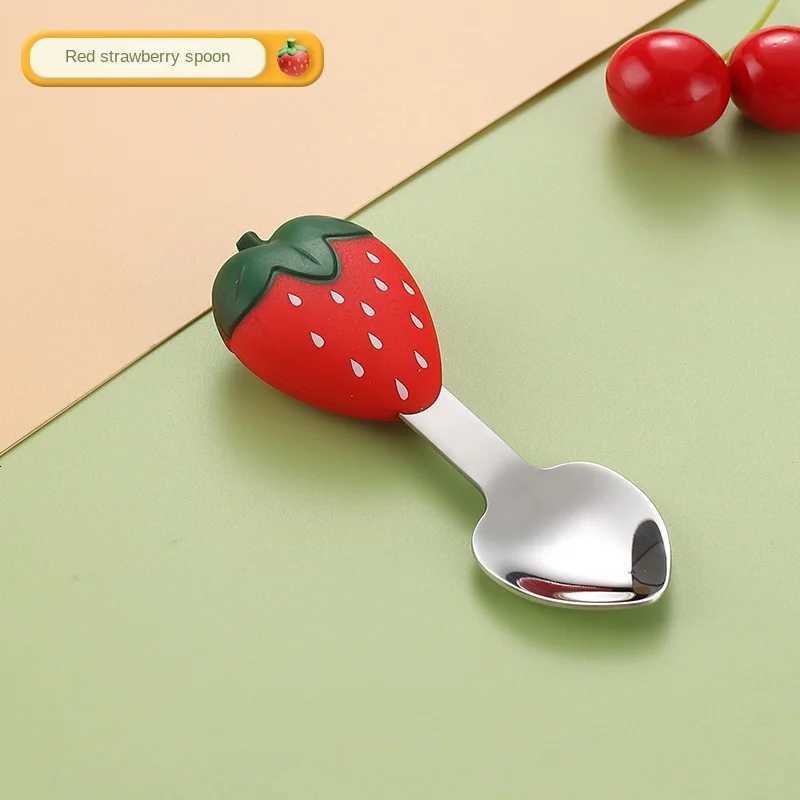 Baby Safe Silicone Dining Plate Suction Strawberry Children Dishes Feeding Toddler Training Tableware Cartoon Kids Plate Set X250806