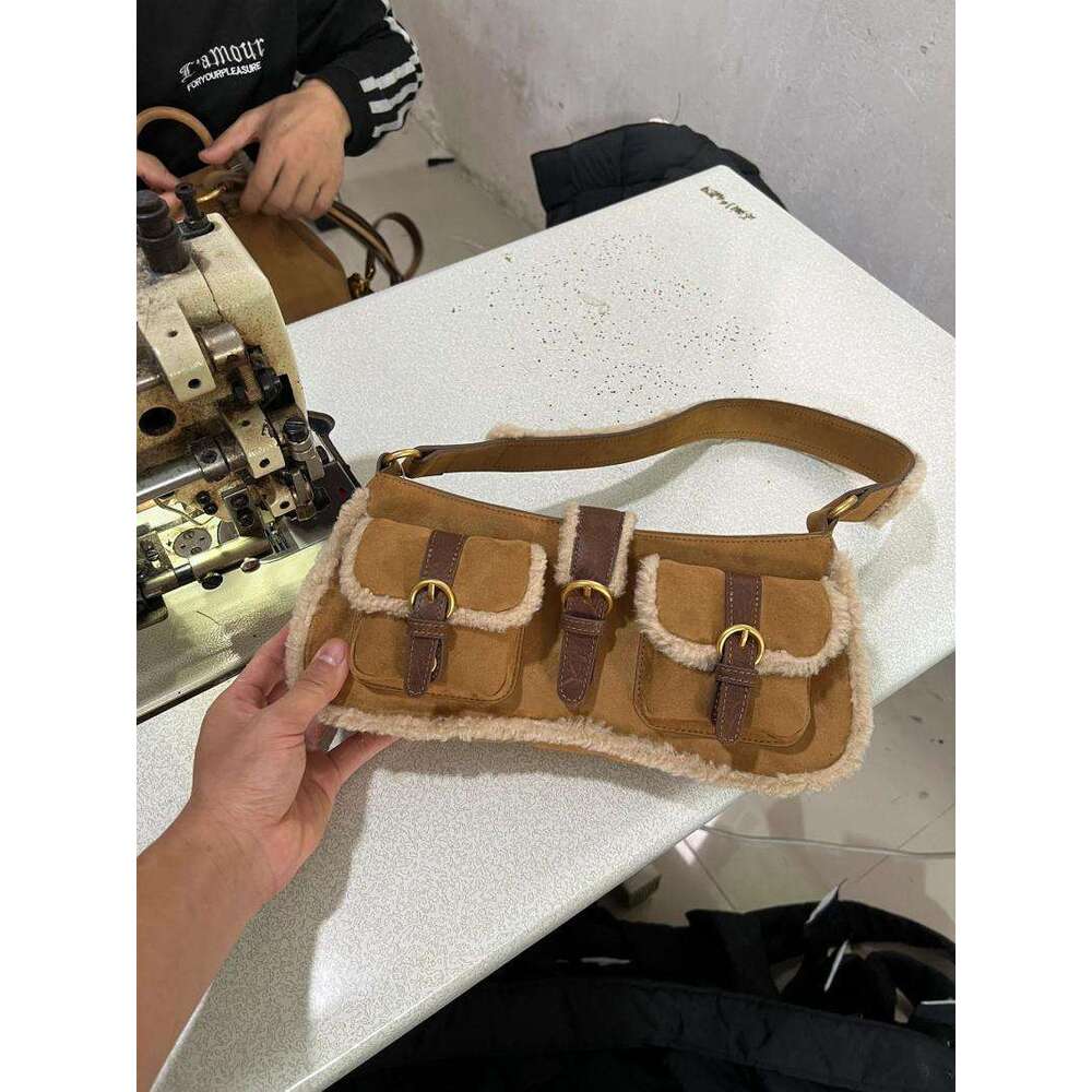Designer Bag Tote Shoulder Bag Autumn Winter High End Suede Lamb Wool Handbag New Korean Version Matte Pocket Versatile