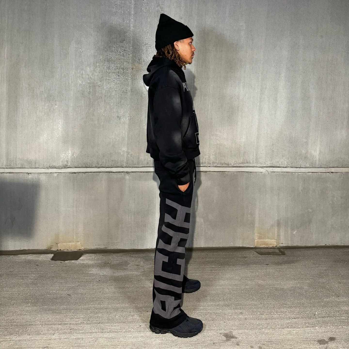 American Retro HipHop Loose Jogging Pants For Men and Women Y2K Harajuku Gothic Casual Joker Sports Fitness 250806