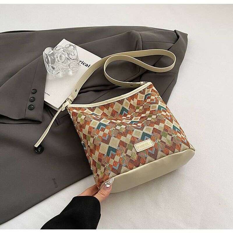 2025 New Collection, European and American Fashion Trendy Print Large Capacity women's Shoulder Bag