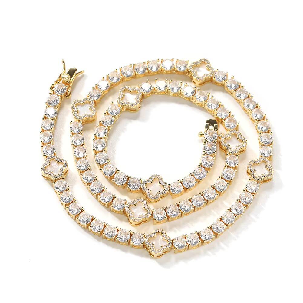 Elegant Clover Tennis Chain Necklace for Women Gold Plated Fashion Jewelry with Moissanite Material Summer Collection