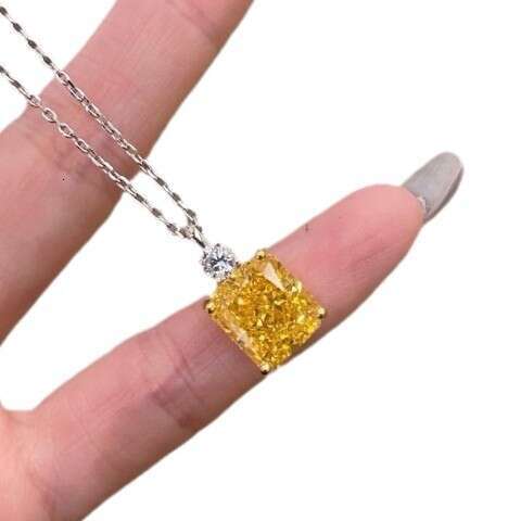 Vintage Mid-Age Style Colorful Gemstone Square Yellow Dia Necklace Niche Simple Design Gentle Versatile Elegant Choker