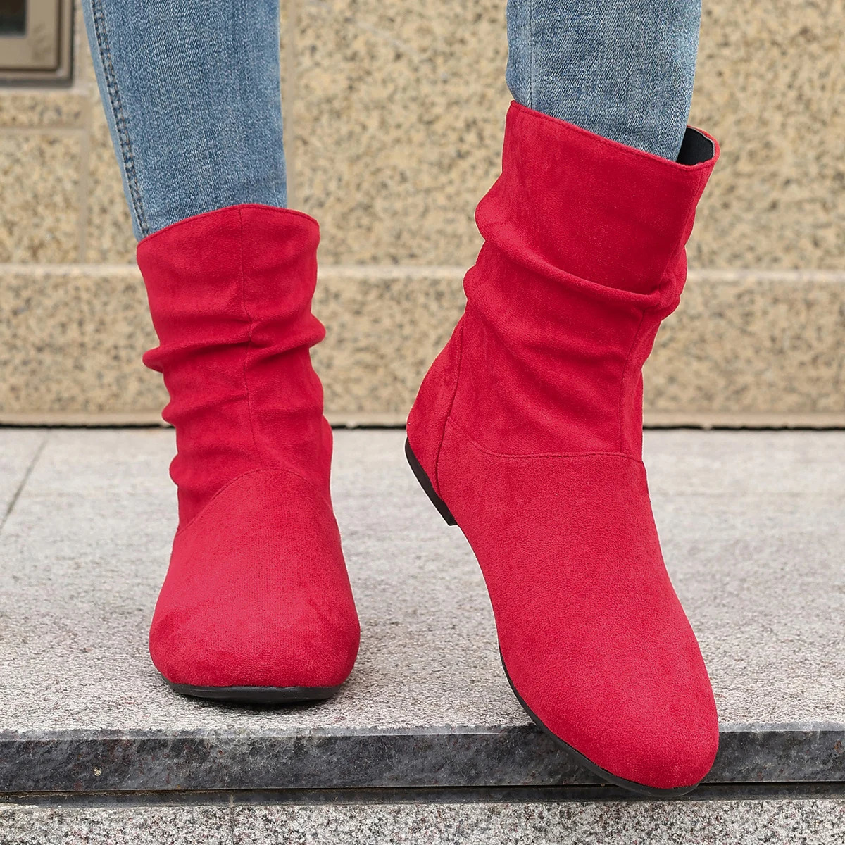 One-step womens nude boots fashionable and casual stacked elastic flat low-tube womens boots pleated solid color round head 250805