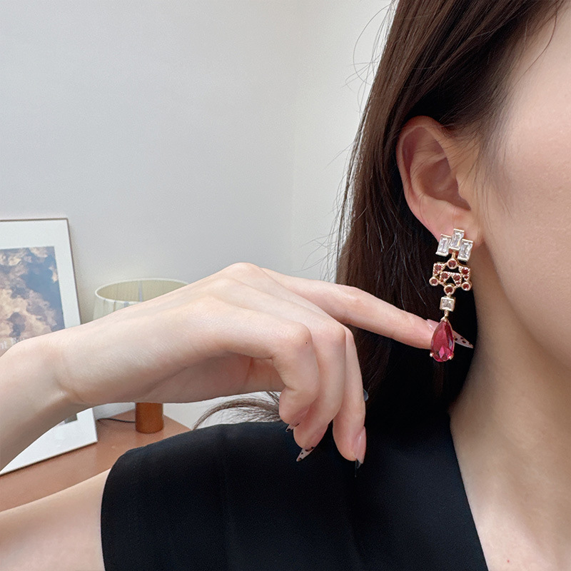 European Style Luxury Zircon Water Droplet High-end Earrings, Free Shipping, Designer Jewelry, Grand Banquet, Fashionable Temperament Earrings Accesso