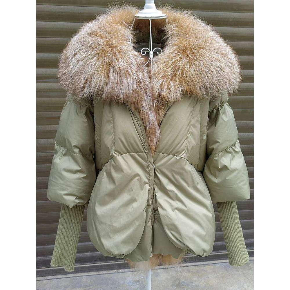 New Winter Jacket White Duck Down Coat With Knit Sleeve Fashion Women Coats Super Large Real Fur Collar 250806