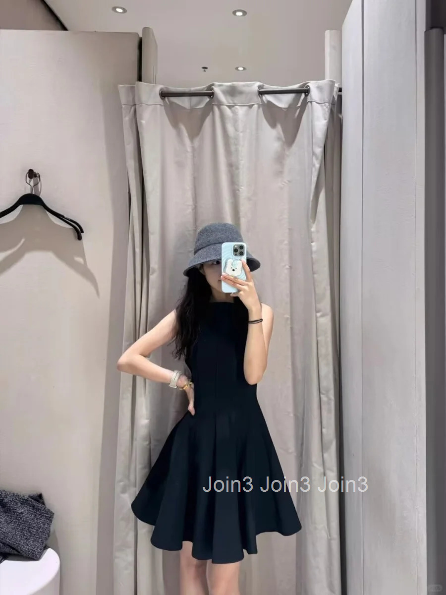 ETJAutumn/Winter New TRAF womens elegant sexy wide swing waist sleeveless boat neck short dress Little black dress 3067230