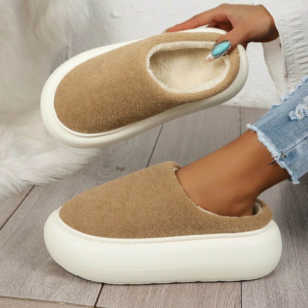 Womens Winter Solid Color Casual Comfortable Anti-slip Warm Plush Slippers Cover Toe Slip-On Home Slippers 250731