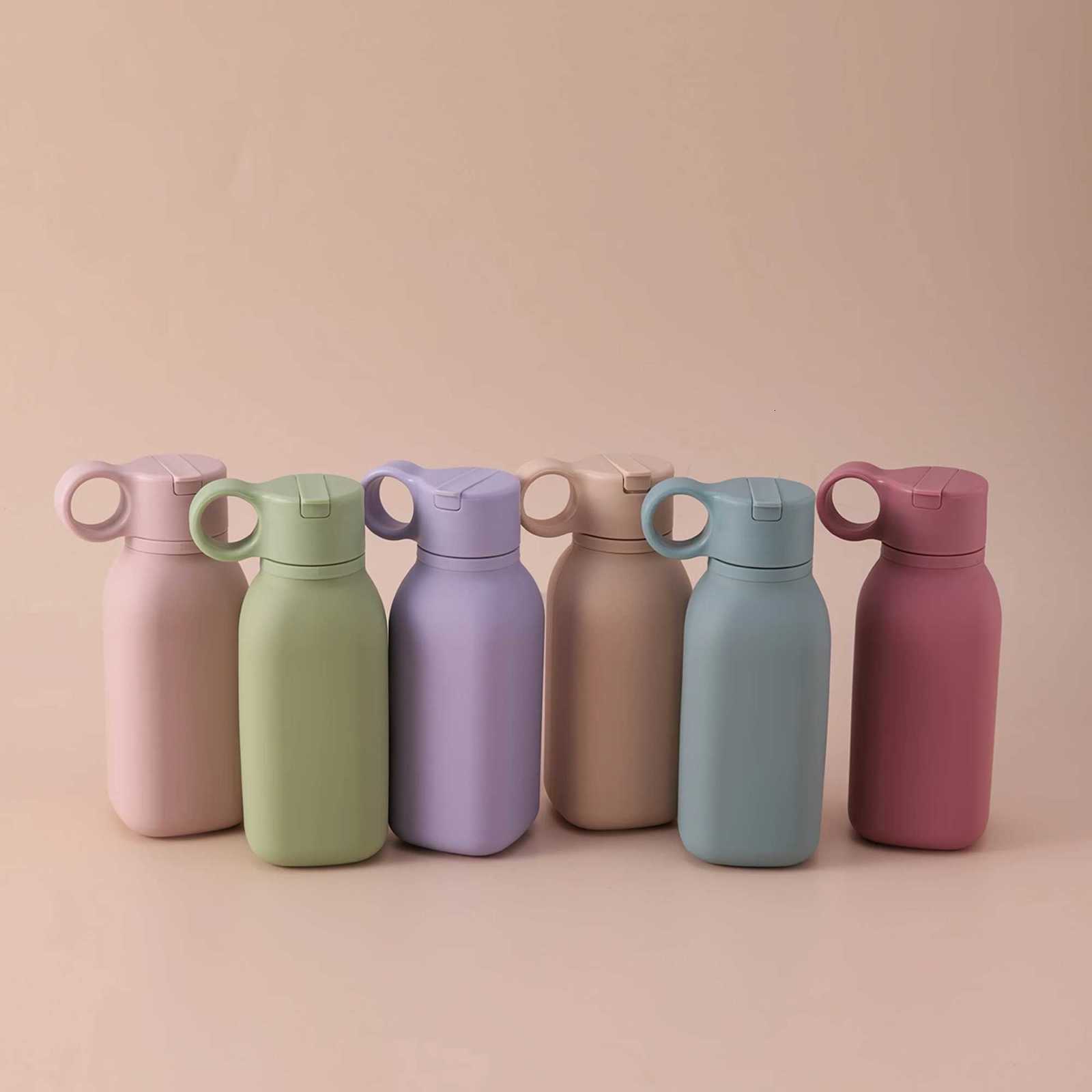 1PCS Color Kids Silicone Baby Training Cup Flip Top Leakproof Sippy Cup For Infant Feeding Outdoor Sports Travel Baby Supplies X2508061