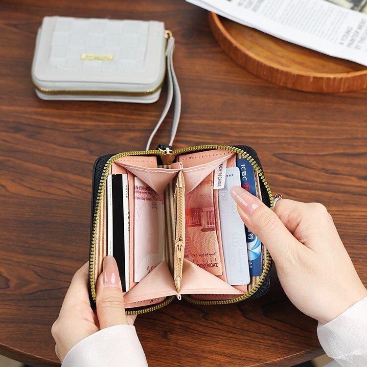 Short for Women New Fashion Simple Coin Purse Mini Small Wallet Multi-Card Slots Portable