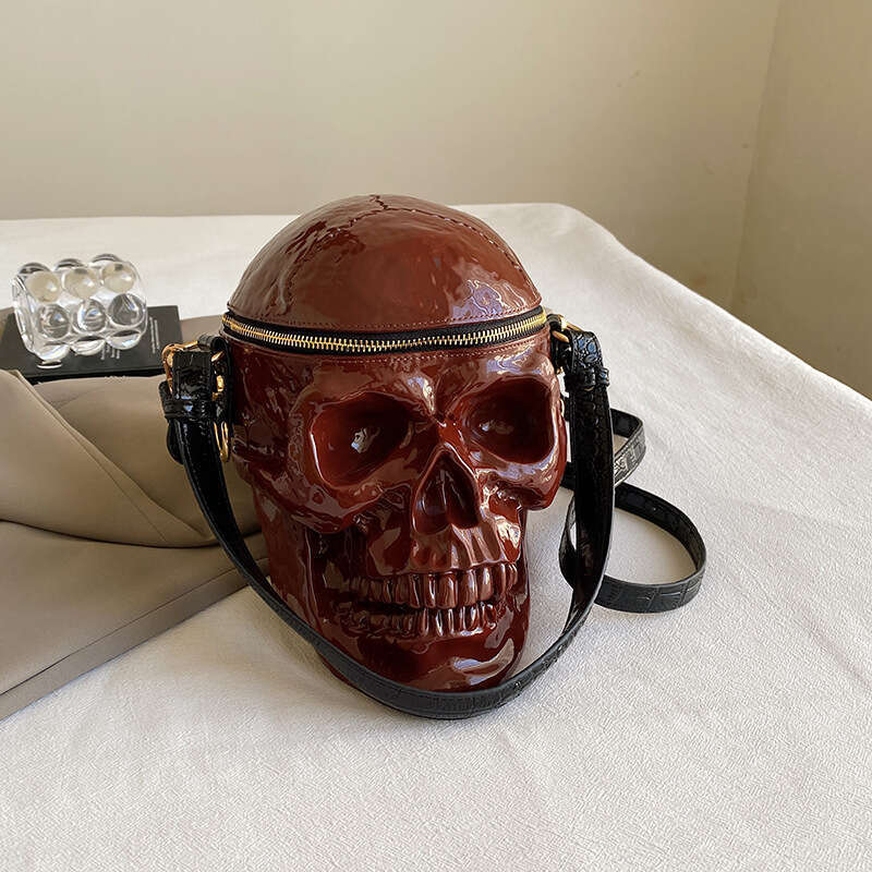 Designer bag 2025 Creative Funny Personality Ghost Head Metal Skull Halloween Crossbody Shoulder Bag for Men and Women