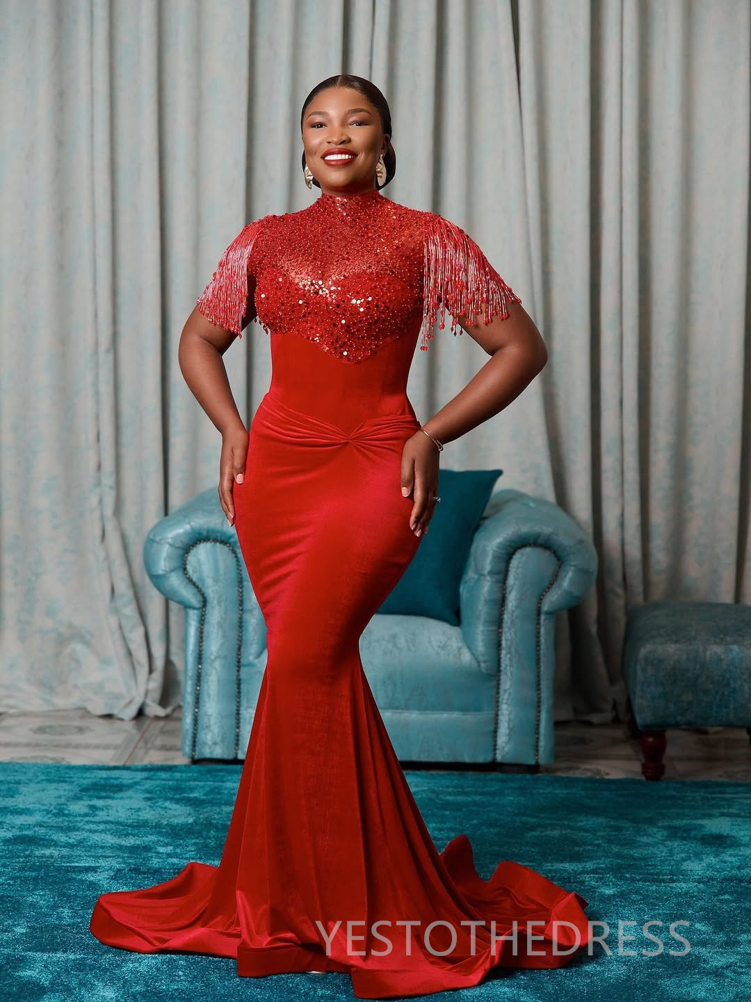 2025 Plus Size Red Velvet Prom Dress Evening Dresses Formal Gowns High Neck Gorgeous Beaded Sequined Lace Tassel Birthday Dress Second Reception Gowns