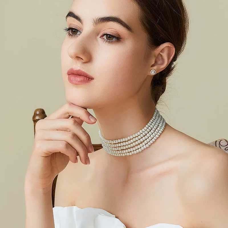 Fashion Multilayer Elegant White Pearl Choker Necklace for Women Beaded Handmade Wedding Banquet Necklace Vintage Jewelry Y250805