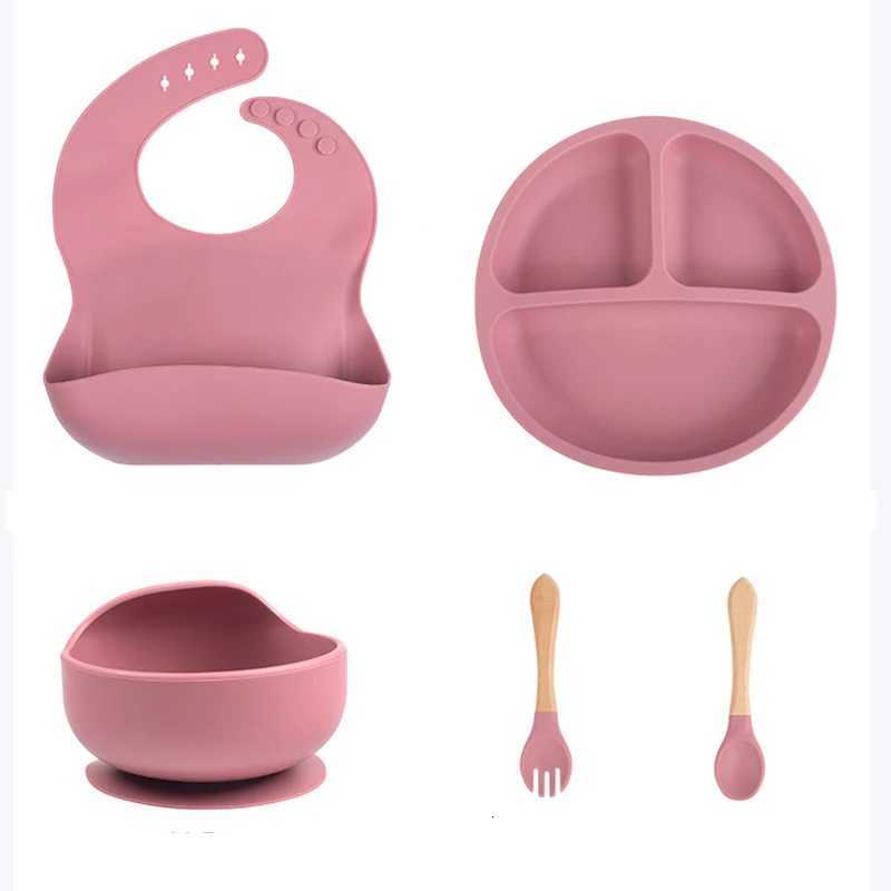 5/8-Piece Silicone Baby Tableware Set with Suction Cups Forks Spoons Bibs Straws Cups for Mother and Baby Supplies X250806