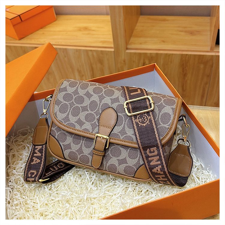 Designer Bag Luxury Bag Shoulder Bag Free Shipping Women Popular Shoulder Handbag Armpit Fashion Hand Held Trendy Tote001