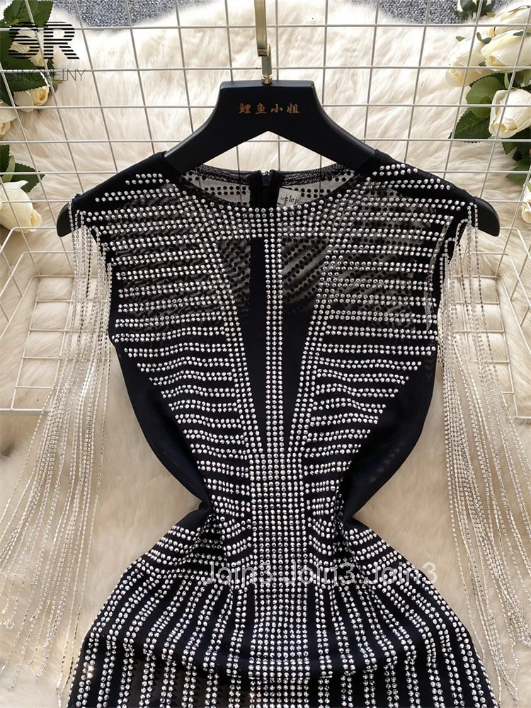 Beading Tassel Fashion Dresses Woman Temperament Sleeveless Zipper Design O Neck Slim Bodycon Sheer Senior Party Dress