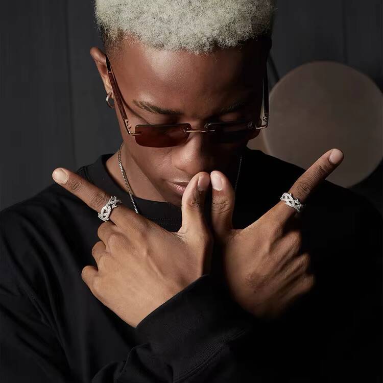 XingGuang Moissanite Ring Pass Diamond Test Hip Hop Jewelry 925 Silver Iced Out VVS Moissanite Diamond Fashion Ring for Rapper