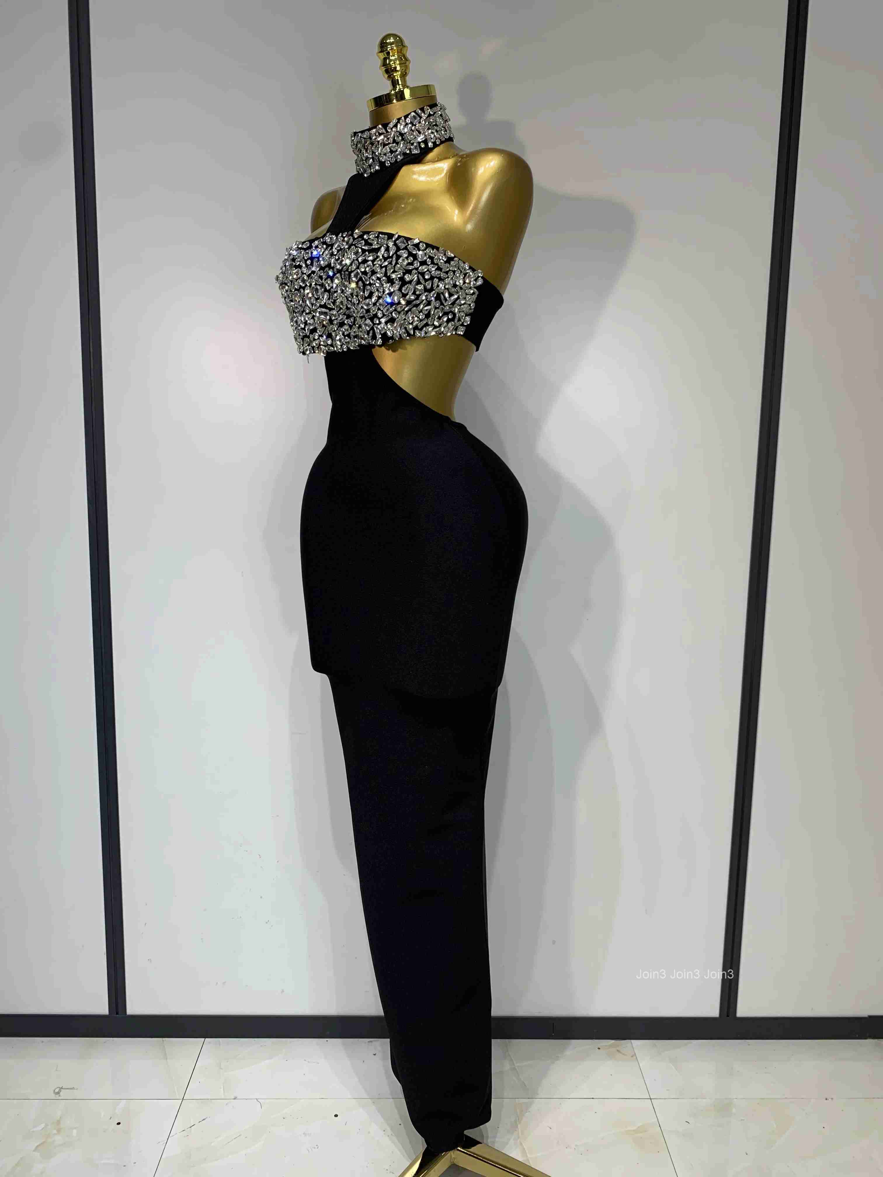 Women Sexy Backless Sparkly Crystal Diamonds Black Bodycon Bandage Dress Celebrity Elegant Evening Club Party Birthday Dresses