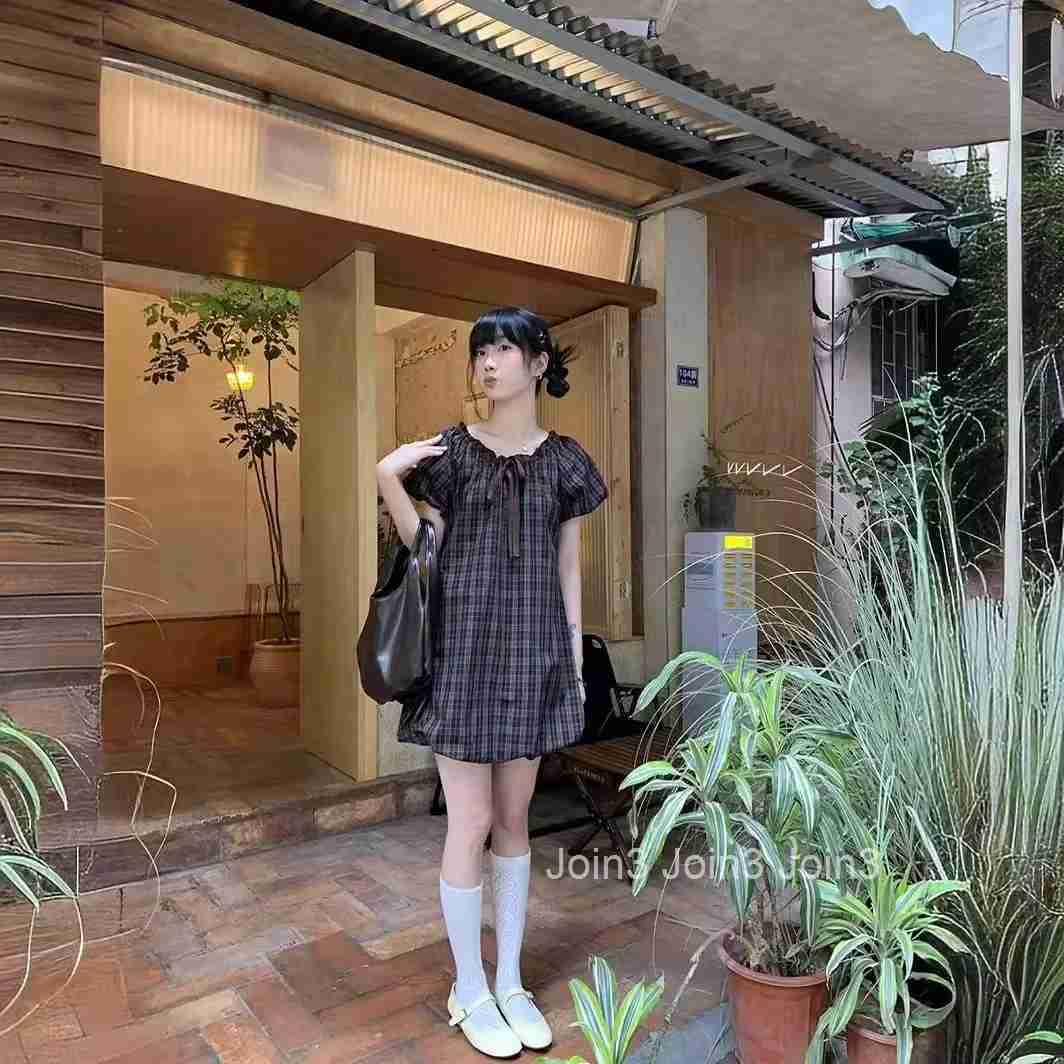 Summer New Arrival Womens Plaid Puff Sleeve Dresses Petite Medium Length Fashionable Wood Ear Trimmed Dresses
