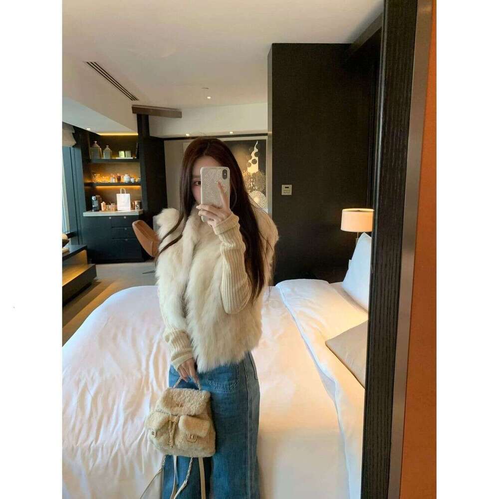 Designer Bag Tote bag Shoulder Bag Chain Backpack For Women Autumn Winter New High End Niche Lambswool Single