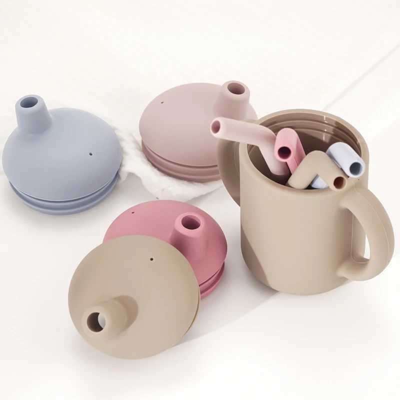 Customized Silicone Feeding Liquid Feed Straw Cup Foldable Childrens Drinking Cup Double Leakproof Water Bottle Baby Stuff X250806
