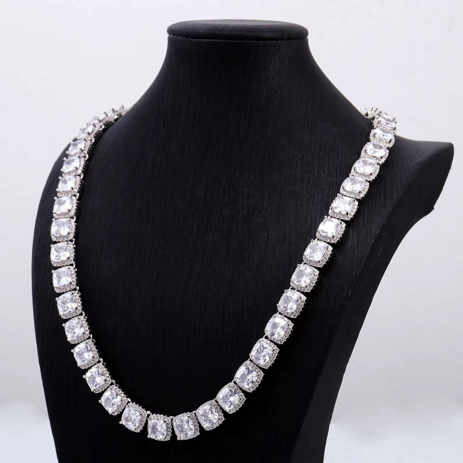 Wholesale 8mm Silver Gold Iced Out Hop Tennis Link Chain Fashion Moissanite Necklace for Men