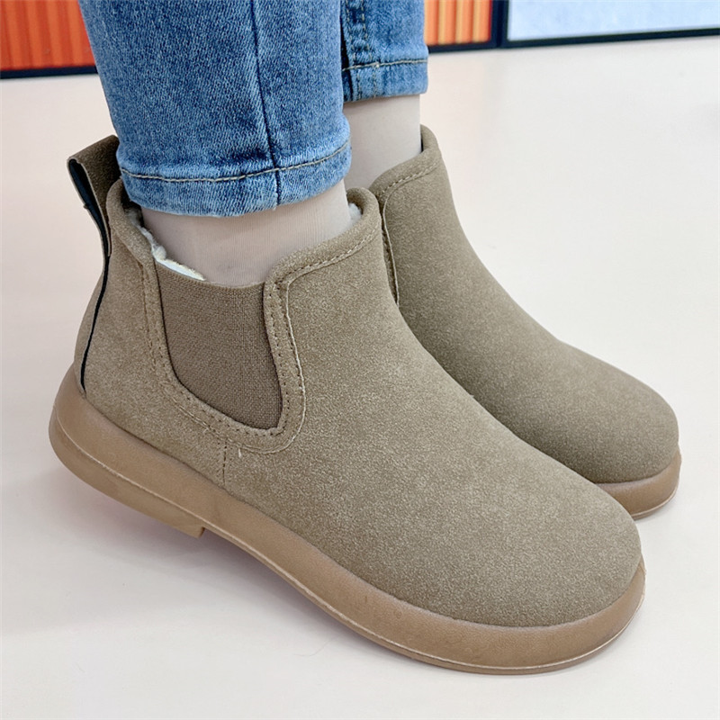 Winter Plush Female Cotton Warm Mother Shoes Flat Comfortable Ankle Non Slip Snow Boots 2025S Hot