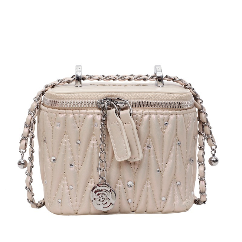 Style Quilted Chain for Women 2025 Fashion Simple Shoulder Niche Trend Crossbody Bucket Bag 250806