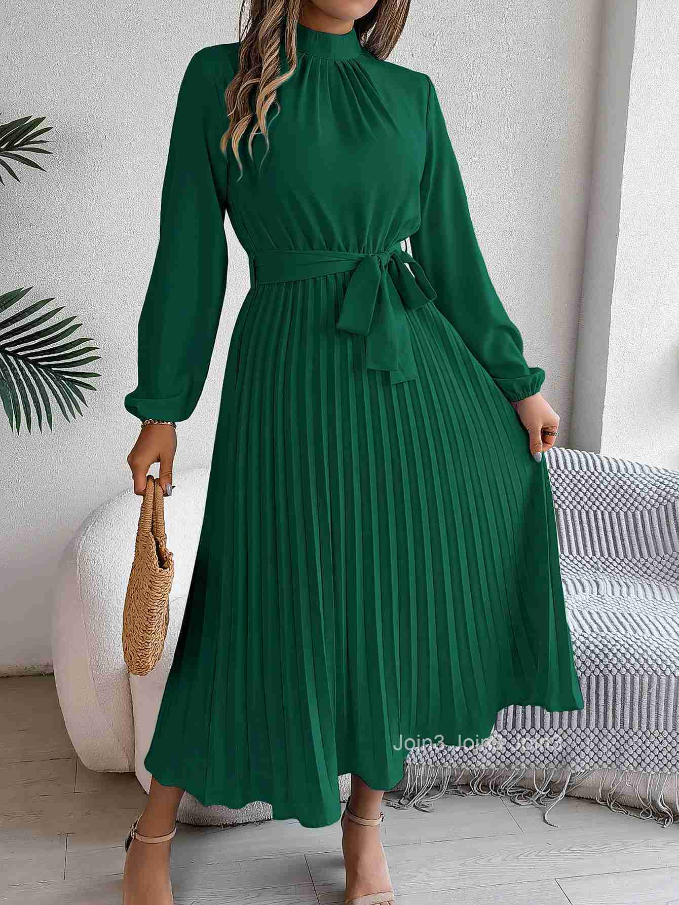 Elegant Womens Solid Color Pleated Lace Up Autumn And Winter Dresses Fashionable Womens Standing Collar Long Sleeved Dress