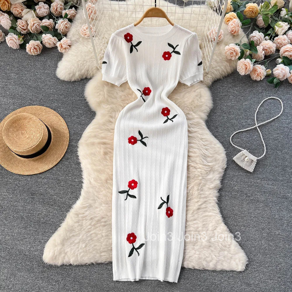 Crochet Dresses Knit Cut Out Dress Jurk Dames Beach Dresses for Women Short Sleevel Female Vestidos Mujer Maxi Long Dress