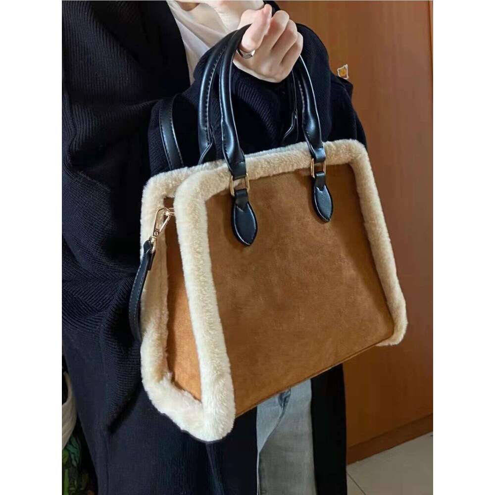 Designer Bag Tote Shoulder Bag Niche INS Korean Version Lamb Wool Brown Handbag Autumn Winter New Versatile Commuter Crossbody