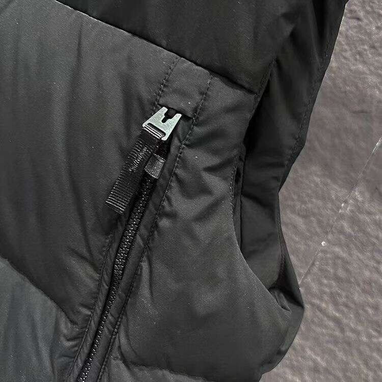 2025 New Winter Down Vest For Both Men Women, Popular In Counters, Classic And Fashionable